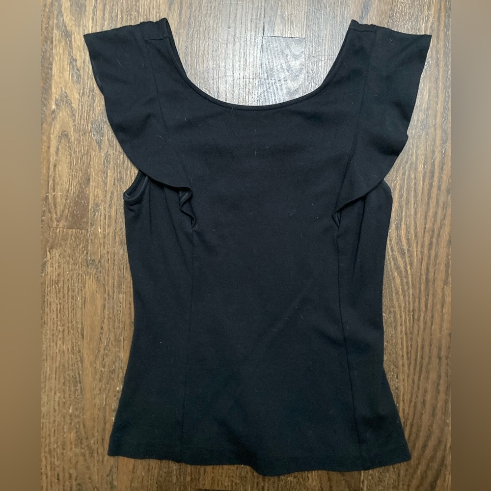 Black short sleeve/sleeveless top